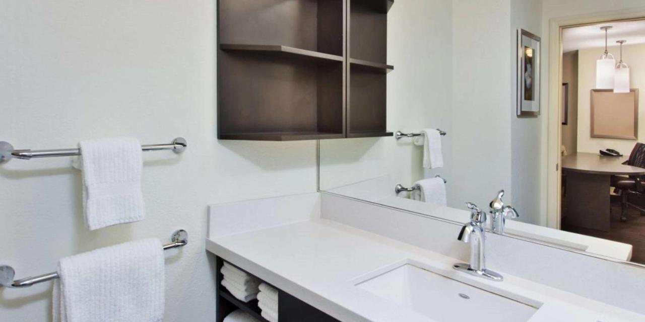 Sonesta Simply Suites San Antonio Northwest - Medical Center Екстер'єр фото