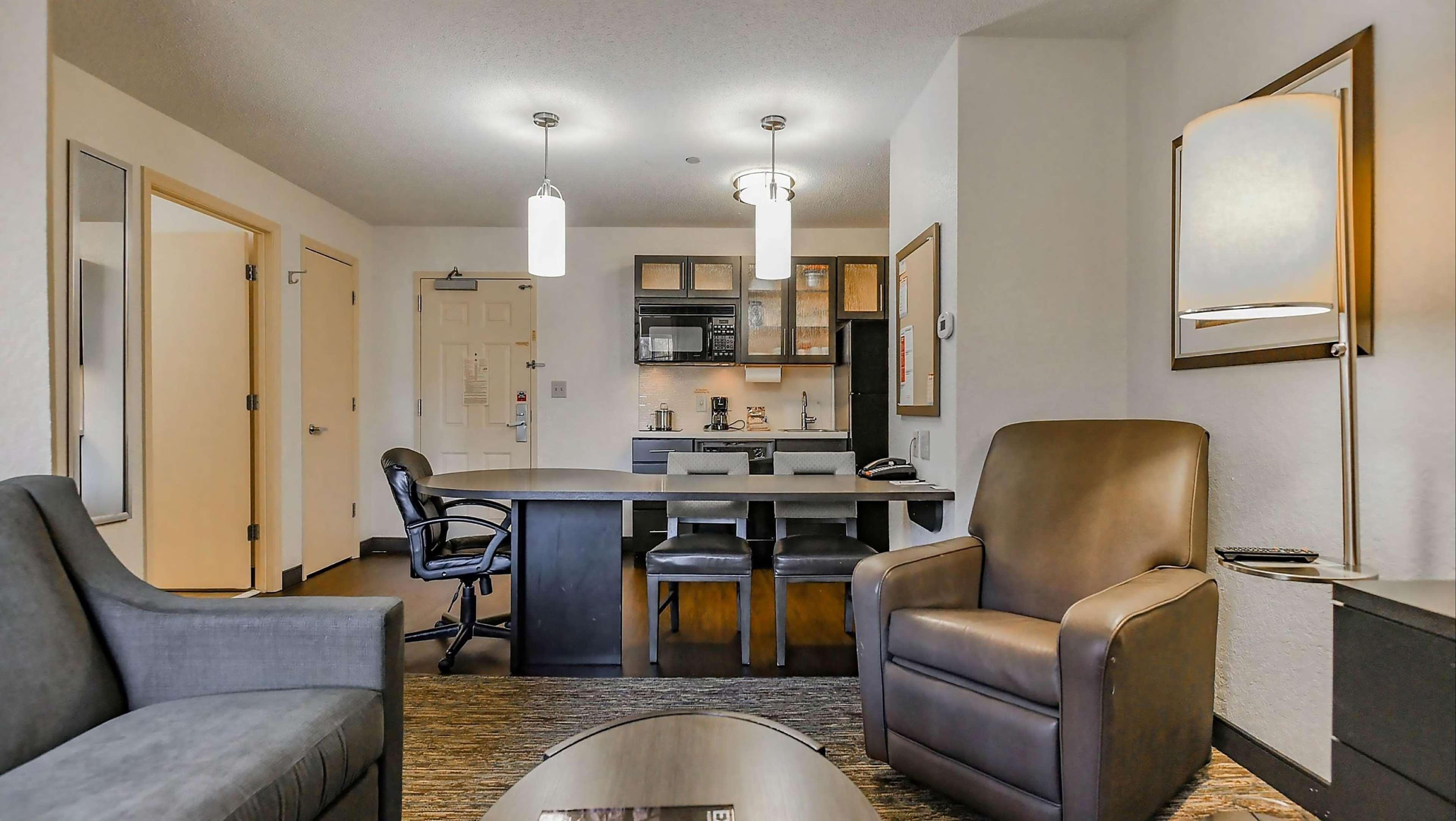 Sonesta Simply Suites San Antonio Northwest - Medical Center Екстер'єр фото