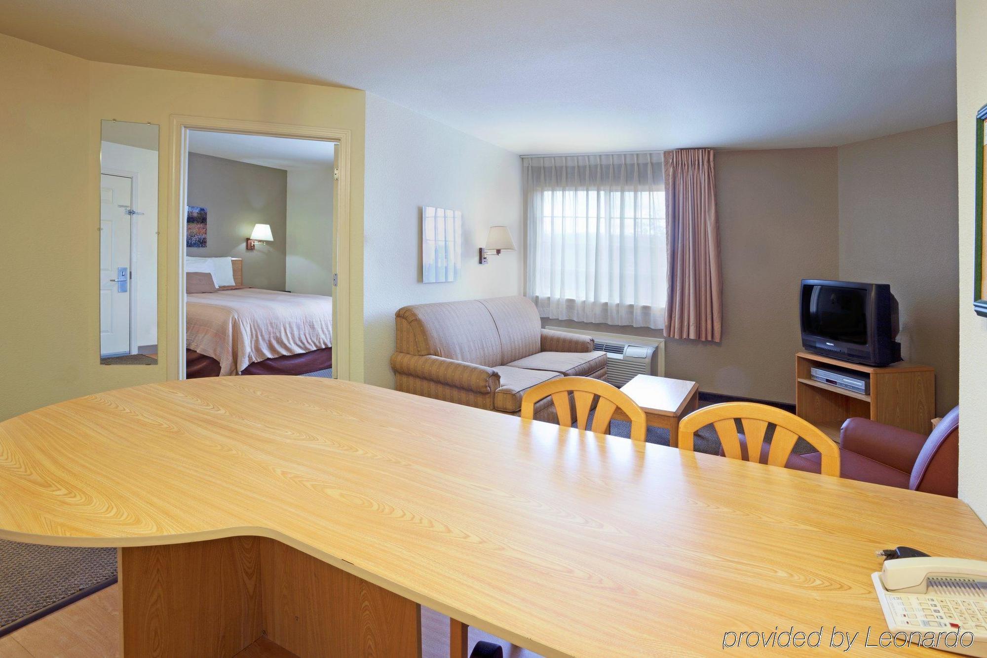 Sonesta Simply Suites San Antonio Northwest - Medical Center Номер фото